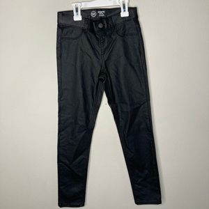 Wax pants
